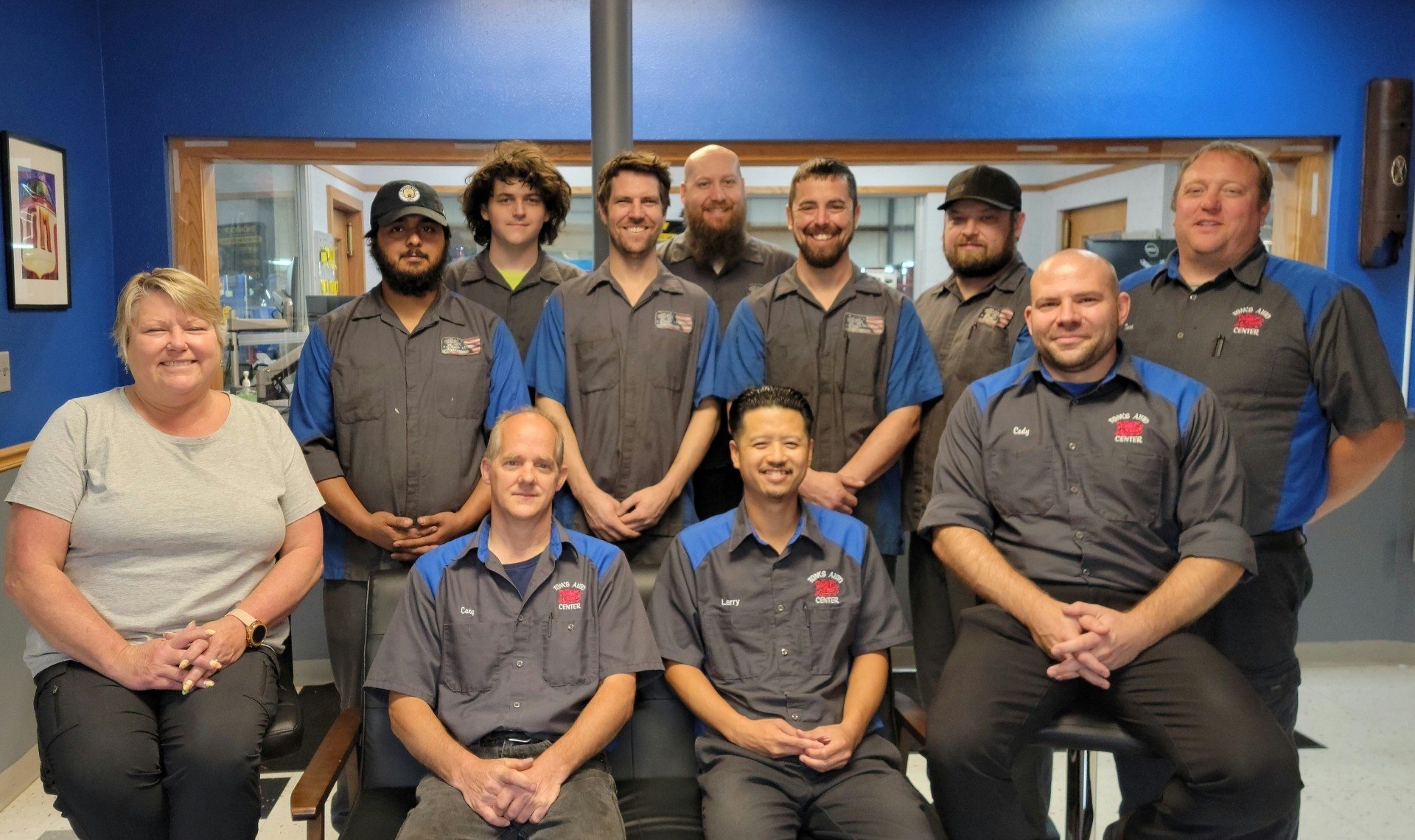 Tom's Auto Center - Team Tom's Auto Center - Team